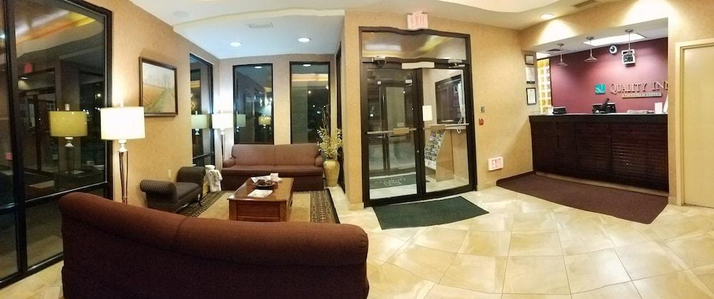 Quality Inn Alexandria Εξωτερικό φωτογραφία
