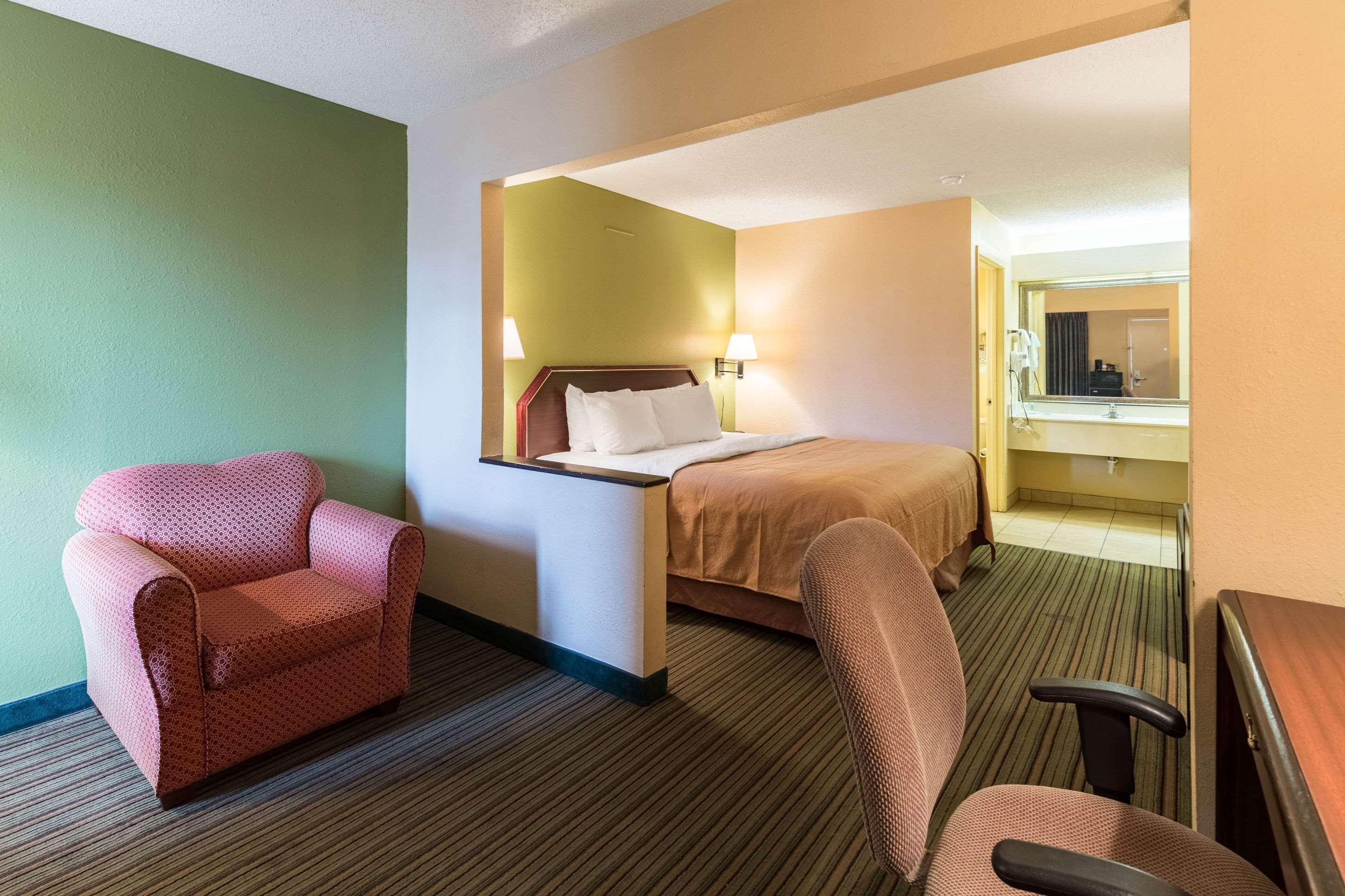 Quality Inn Alexandria Εξωτερικό φωτογραφία