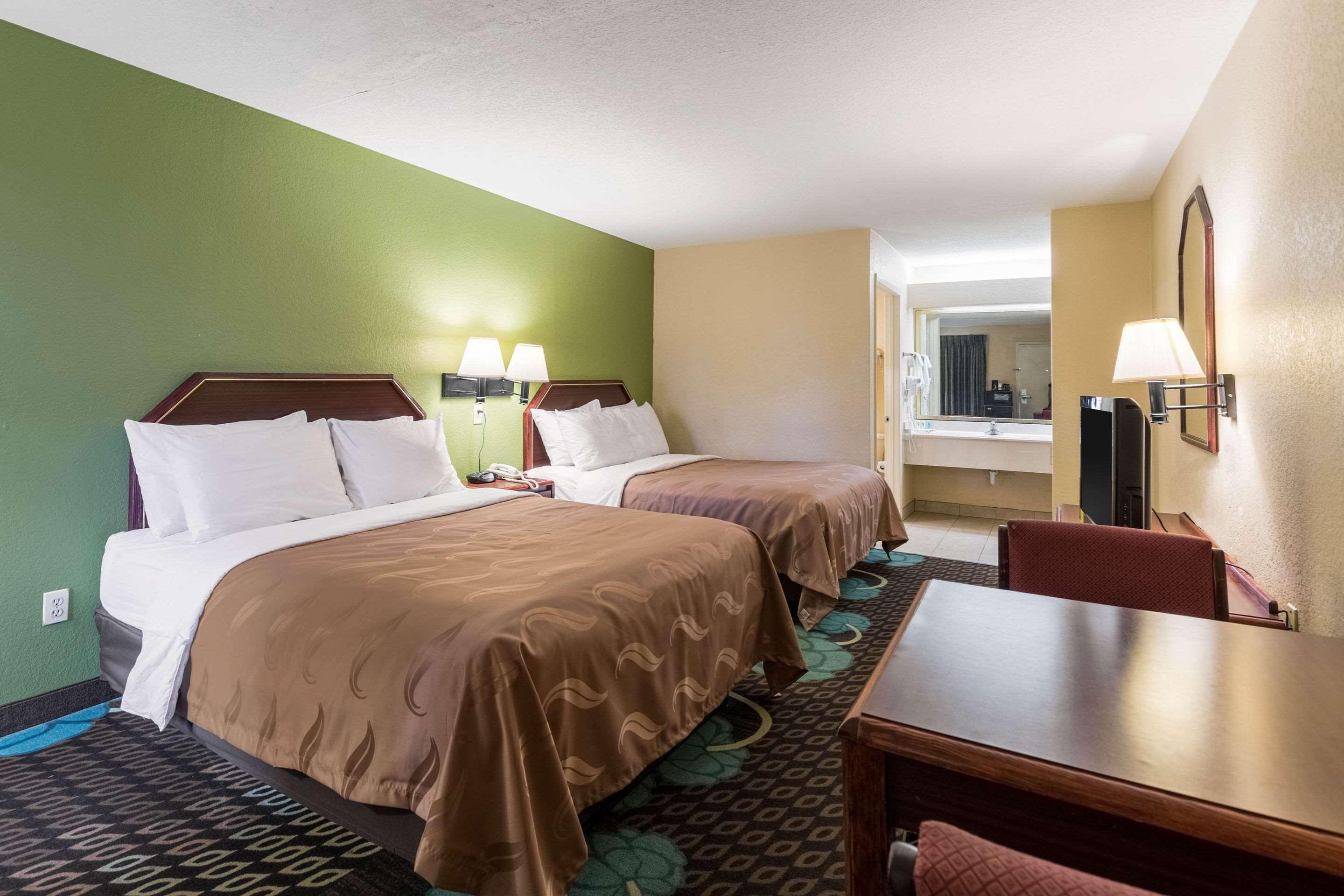 Quality Inn Alexandria Εξωτερικό φωτογραφία