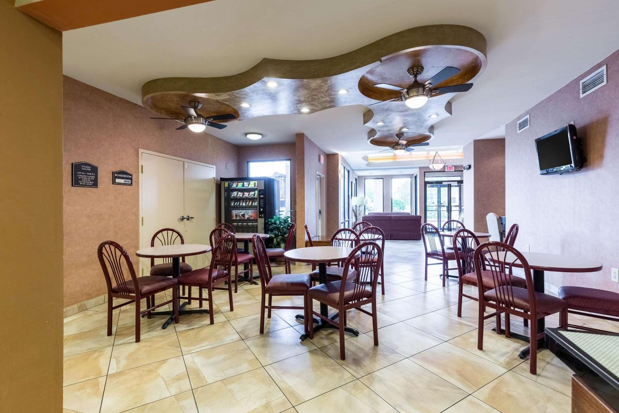 Quality Inn Alexandria Εξωτερικό φωτογραφία