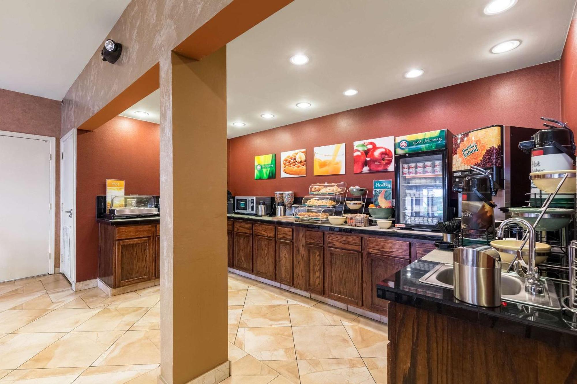 Quality Inn Alexandria Εξωτερικό φωτογραφία