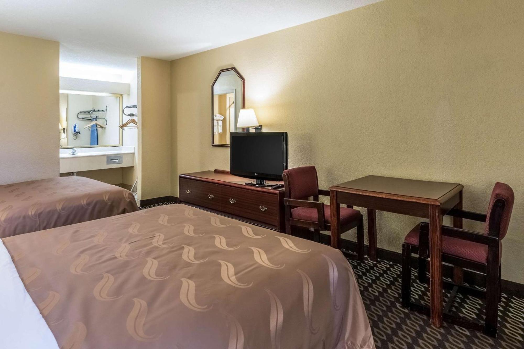 Quality Inn Alexandria Εξωτερικό φωτογραφία